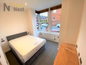 Photo 16- click for photo gallery